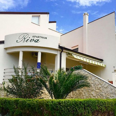 Apartments Riva ポヴリャナ エクステリア 写真