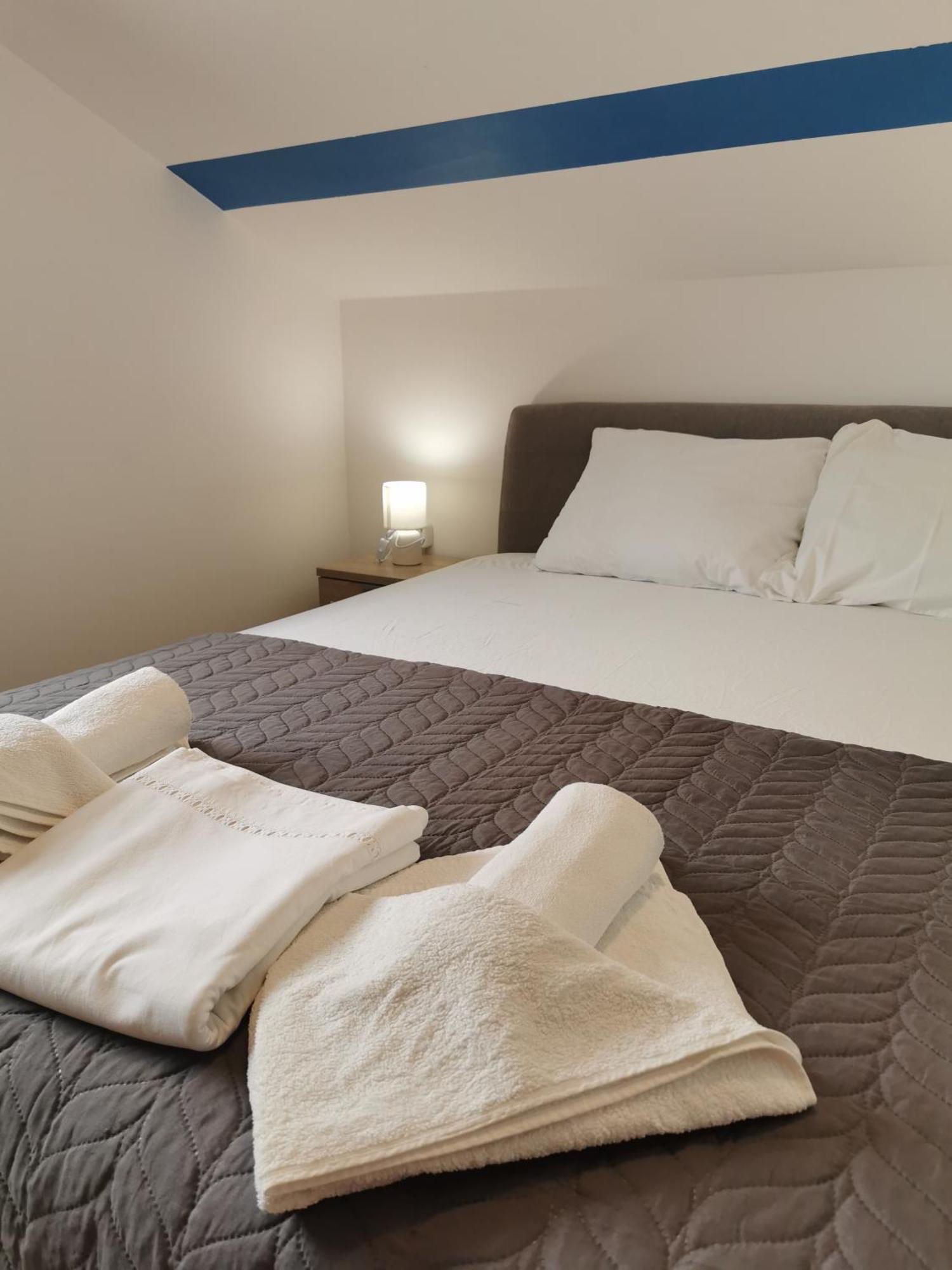 Apartments Riva ポヴリャナ エクステリア 写真